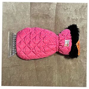 NWT RUFF HEWN AUTOMOBILE ICE SCRAPER MITT PINK; Car Snow Clearing Mitten Scraper